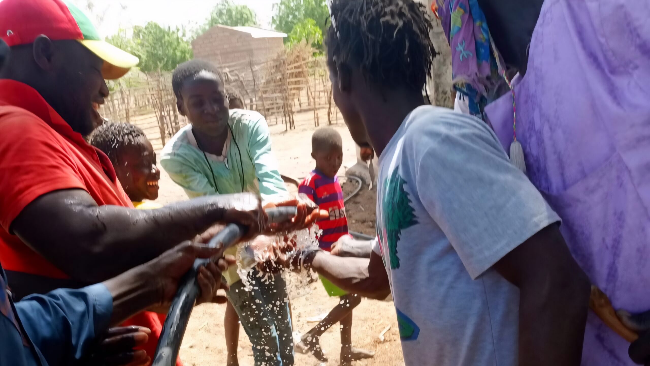Après un long calvére de prés de 2 mois de panne de leur unique forage.